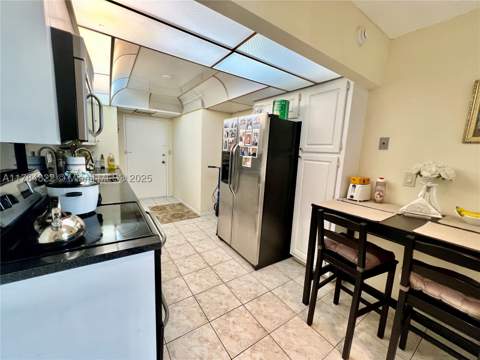 7135 Collins Ave 621, Miami Beach FL - photo 21 of 30