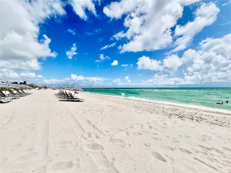 1 bedroom Condominium at 7135 Collins Ave 621, Burleigh House Condo, Miami Beach — photo 3