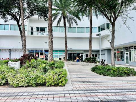 7135 Collins Ave 621, Miami Beach FL - photo 6 of 30