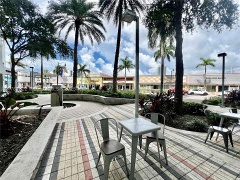 7135 Collins Ave 621, Miami Beach FL - photo 9 of 30