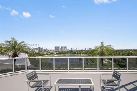 2001 Meridian Ave 412, Miami Beach FL - photo 15 of 31