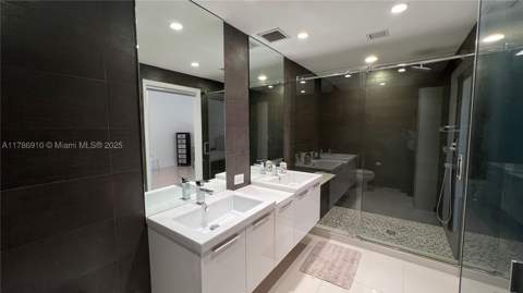 90 SW 3rd St 2204, Miami FL - photo 14 of 28