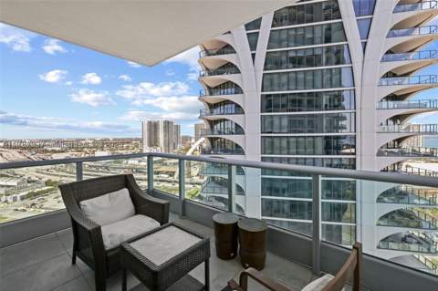 900 Biscayne Blvd 2410, Miami FL - photo 10 of 41