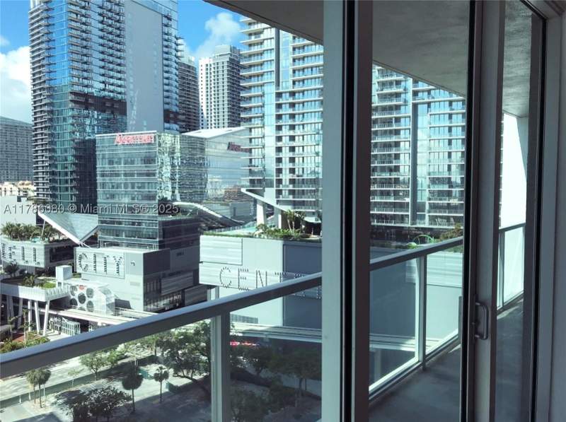2 bedroom Condominium at 55 SE 6th St 1610, 500 Brickell West Condo, Miami — photo 2