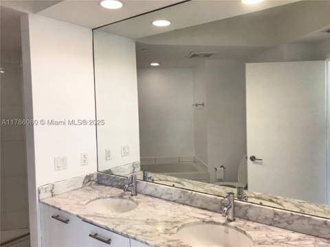 55 SE 6th St 1610, Miami FL - photo 6 of 9