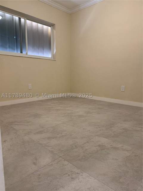 17051 NE 23rd Ave 1J, North Miami Beach FL - photo 11 of 20