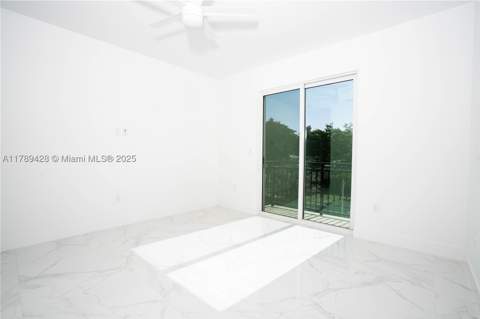 900 SW 24th Rd, Miami FL - photo 23 of 27