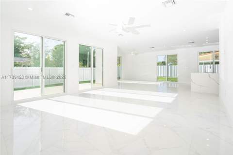 900 SW 24th Rd, Miami FL - photo 8 of 27