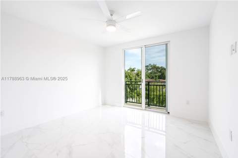 910 SW 24th Rd, Miami FL - photo 24 of 38