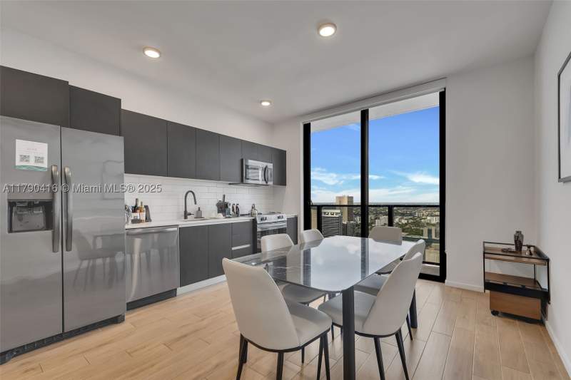 3 bedroom Condominium at 398 NE 5th St 3901, Map Of Miami Dade Co. FL., Miami — photo 2