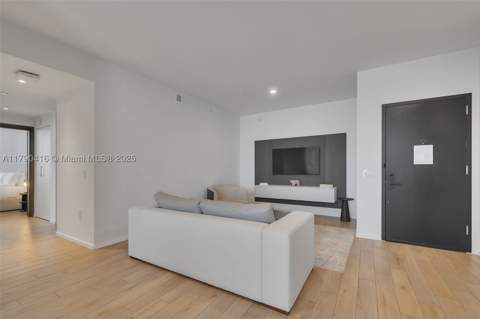 398 NE 5th St 3901, Miami FL - photo 6 of 20