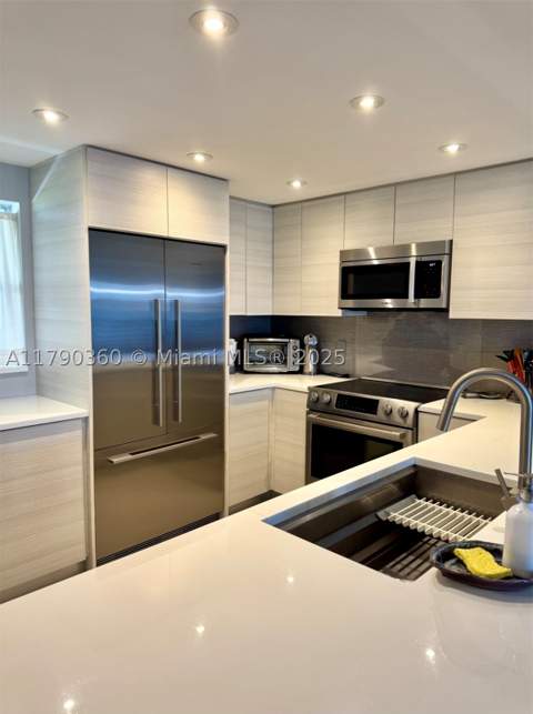 3600 NE 170 St. Apt.D.400, North Miami Beach FL - photo 14 of 42