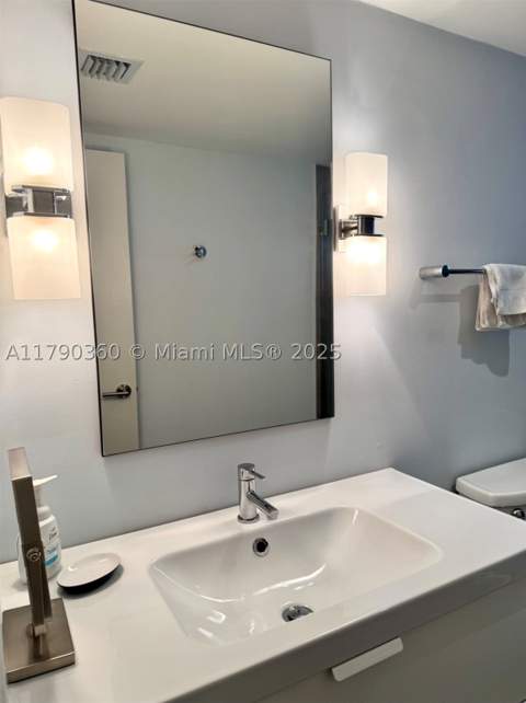 3600 NE 170 St. Apt.D.400, North Miami Beach FL - photo 16 of 42