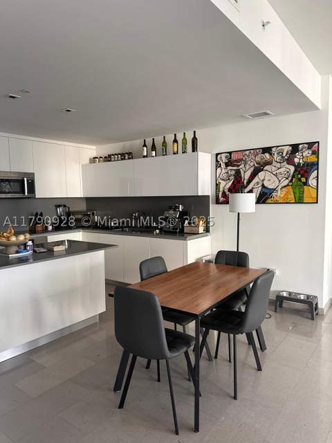 88 SW 7th St 810, Miami FL - photo 10 of 11