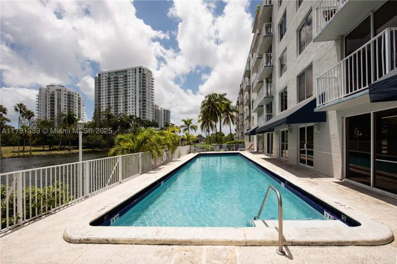 2 bedroom Condominium at 1720 NW N River Dr 607, Serenity On The River Cond, Miami — photo 5