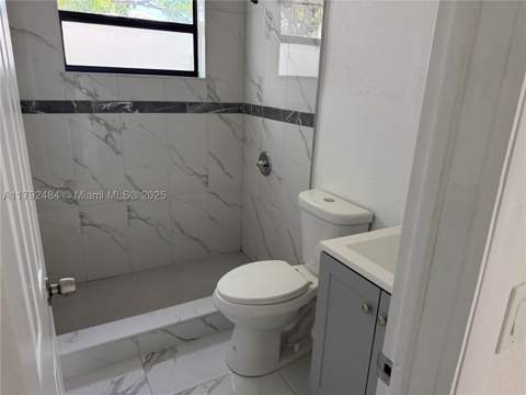 9340 Martinique Dr, Cutler Bay FL - photo 14 of 15