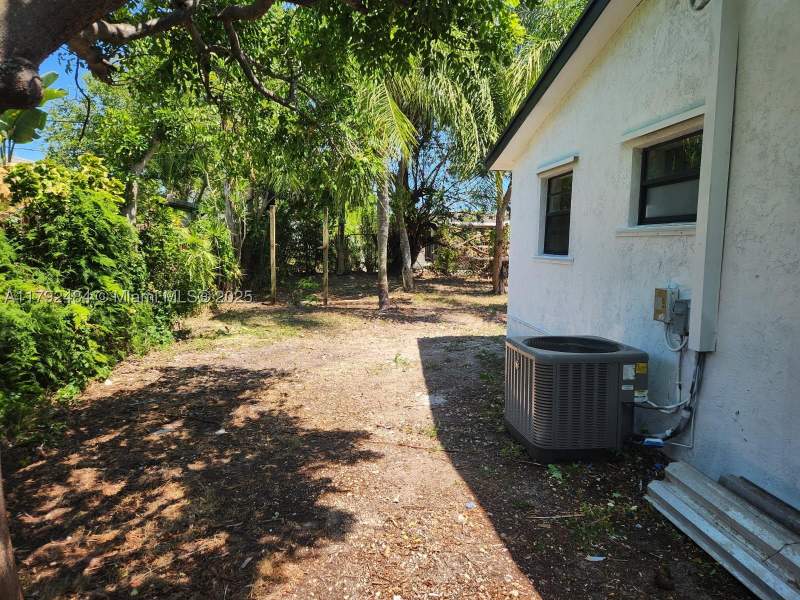 3 bedroom SingleFamilyResidence at 9340 Martinique Dr, Cutler Ridge Sec 4, Cutler Bay — photo 3