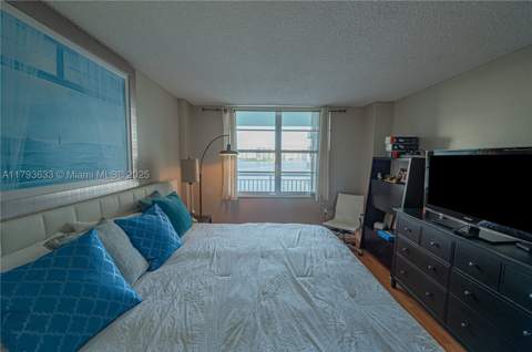 301 174th St 401, Sunny Isles Beach FL - photo 24 of 42
