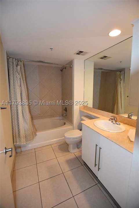 325 S Biscayne Blvd 3822, Miami FL - photo 11 of 12