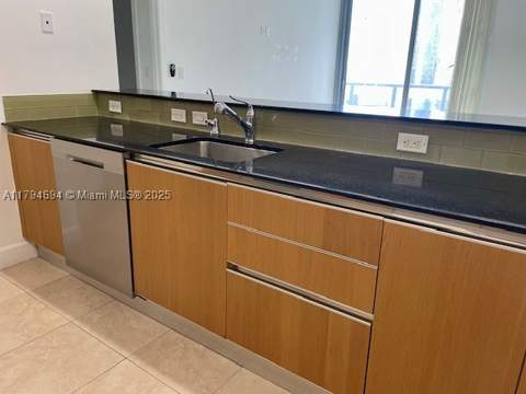 1050 Brickell Ave 1602, Miami FL - photo 15 of 21