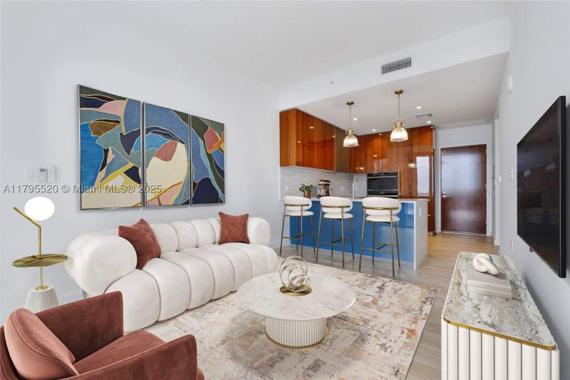 2 bedroom Condominium at 2678 Tigertail Ave 1205, Rhodes Amd New Bisc, Miami — photo 3