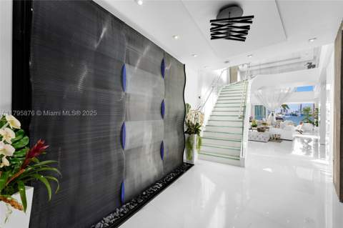 441 N Hibiscus Dr, Miami Beach FL - photo 13 of 93