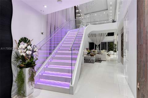 441 N Hibiscus Dr, Miami Beach FL - photo 16 of 93