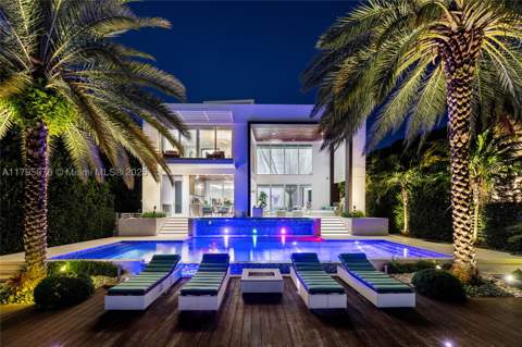 441 N Hibiscus Dr, Miami Beach FL - photo 7 of 93