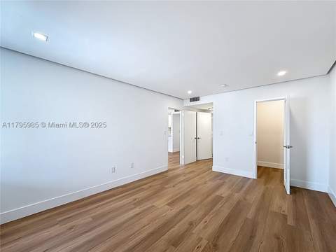 2899 Collins Ave 1218, Miami Beach FL - photo 23 of 44