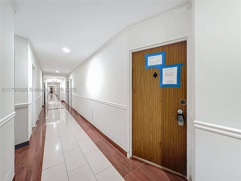 1 bedroom Condominium at 2899 Collins Ave 1218, Triton Tower Condo, Miami Beach — photo 5
