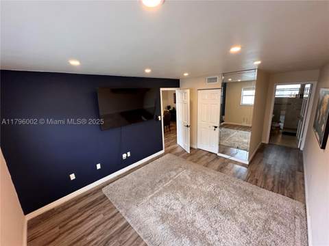 1605 Pennsylvania Ave 303, Miami Beach FL - photo 10 of 29