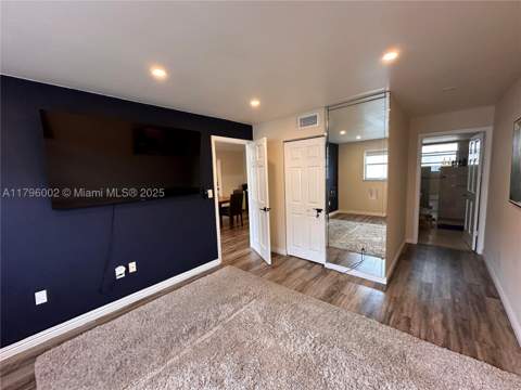 1605 Pennsylvania Ave 303, Miami Beach FL - photo 11 of 29
