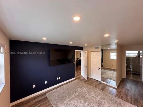 1605 Pennsylvania Ave 303, Miami Beach FL - photo 9 of 29