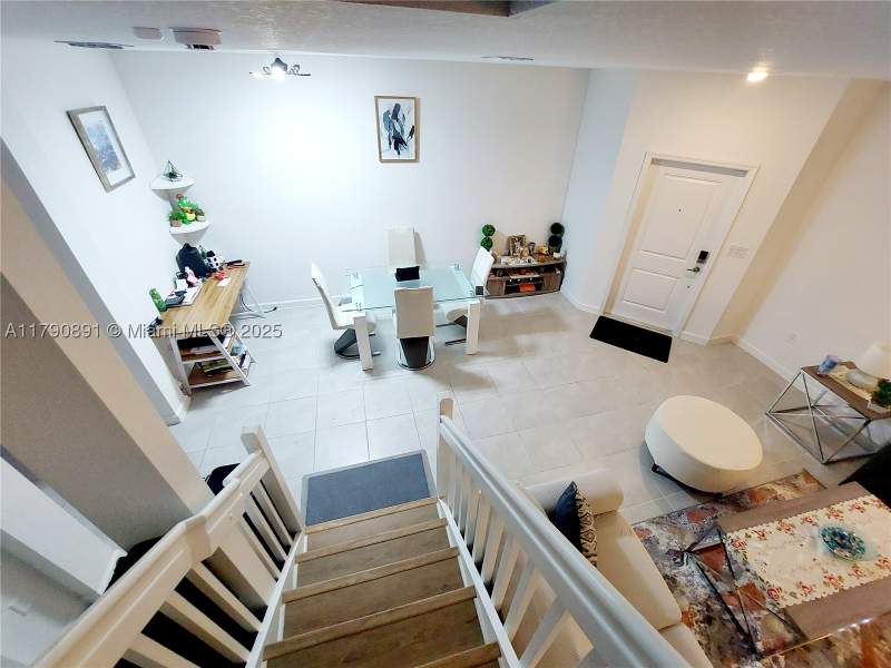 3 bedroom Townhouse at 12234 NW 23rd Path, Golf Park Sec 1, Miami — photo 2