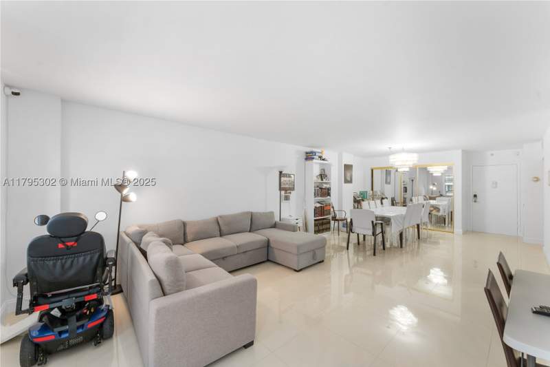 1 bedroom Condominium at 9511 Collins Ave 301, 9500 OCEANS CONDO, Surfside — photo 4