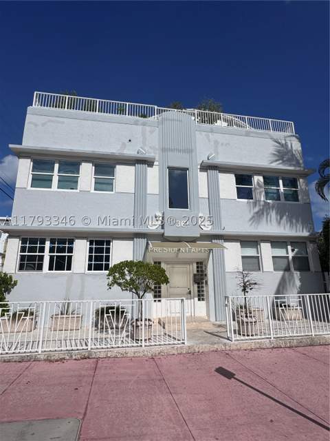 361 Collins Ave A2, Miami Beach FL - photo 19 of 25