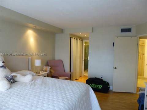 2801 NE 183rd St 1507W, Aventura FL - photo 11 of 24