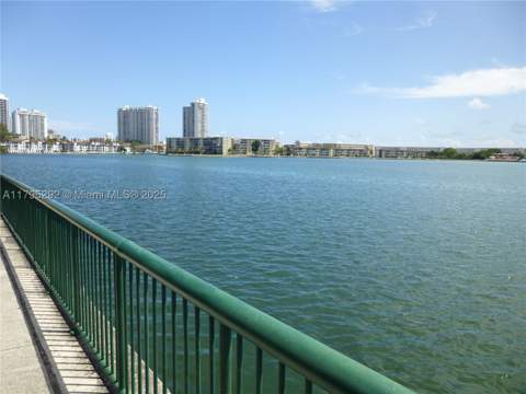 2801 NE 183rd St 1507W, Aventura FL - photo 23 of 24