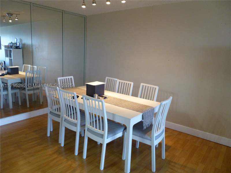 2 bedroom Condominium at 2801 NE 183rd St 1507W, Admirals Port Condo West, Aventura — photo 5