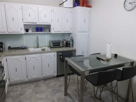 2801 NE 183rd St 1507W, Aventura FL - photo 9 of 24
