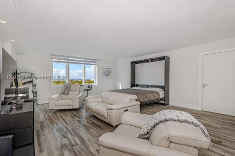 2301 Collins Ave 1532, Miami Beach FL - photo 6 of 28