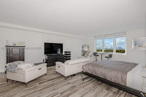 2301 Collins Ave 1532, Miami Beach FL - photo 7 of 28