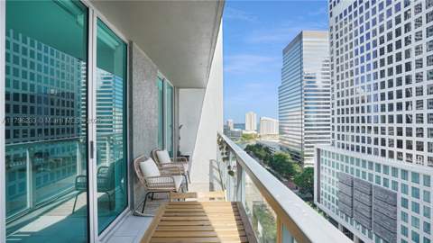 55 SE 6th St 1804, Miami FL - photo 13 of 22