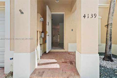 4139 NE 26th St, Homestead FL - photo 10 of 25