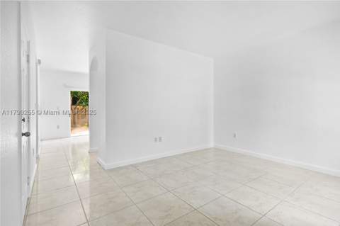 4139 NE 26th St, Homestead FL - photo 12 of 25