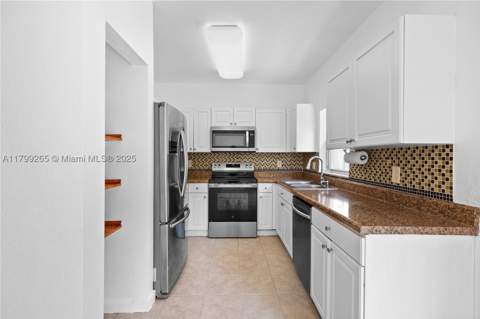 4139 NE 26th St, Homestead FL - photo 16 of 25