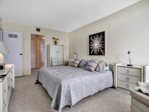 100 Bayview Drive 1125, Sunny Isles Beach FL - photo 11 of 31