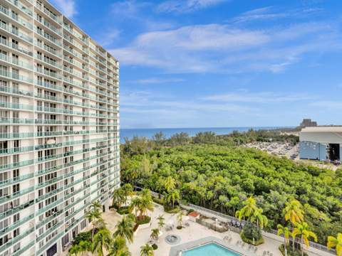 100 Bayview Drive 1125, Sunny Isles Beach FL - photo 21 of 31