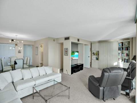 100 Bayview Drive 1125, Sunny Isles Beach FL - photo 8 of 31