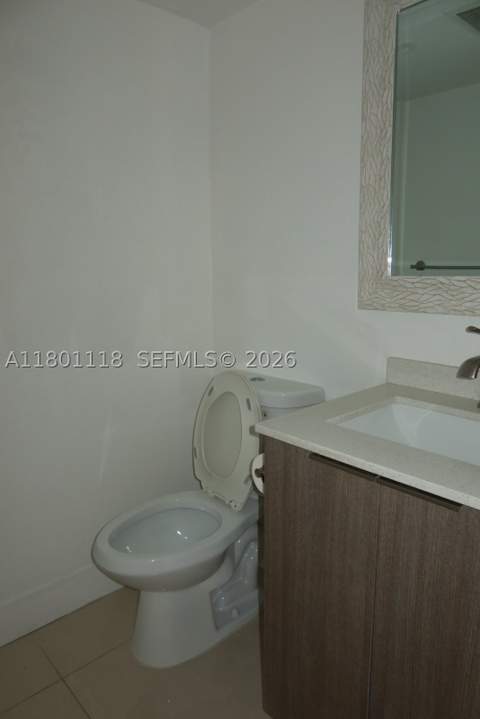 8098 NW 99th Ter, Hialeah Gardens FL - photo 13 of 37